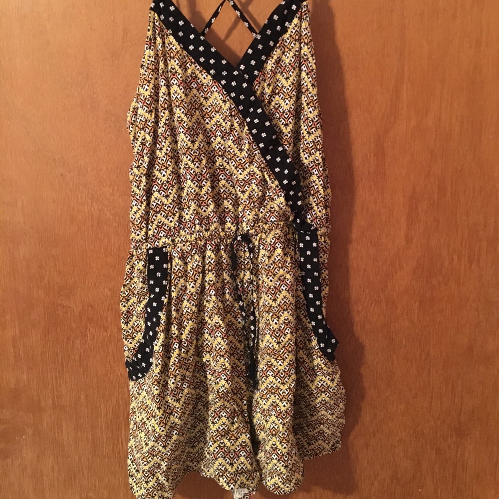Summery Floral Romper women’s size L